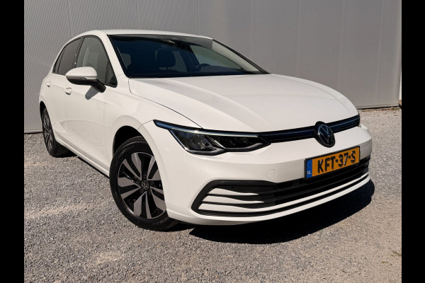 Volkswagen Golf 1.0 eTSI Move IQ Drive Virtuall ACC Carplay Sfeer Stoel/stuurverw