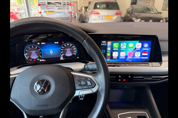Volkswagen Golf 1.0 eTSI Move IQ Drive Virtuall ACC Carplay Sfeer Stoel/stuurverw