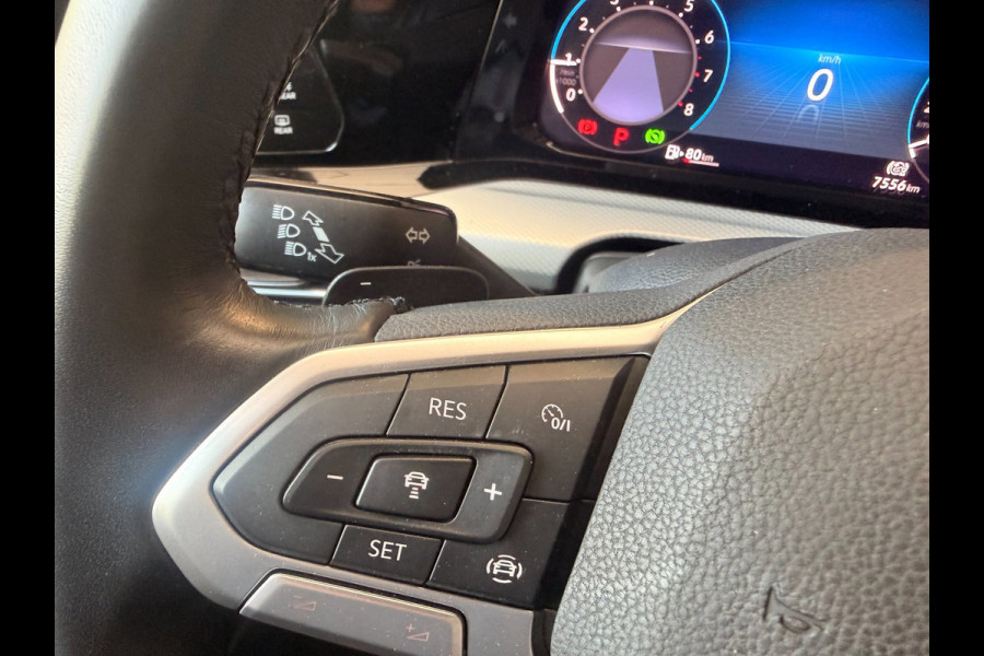 Volkswagen Golf 1.0 eTSI Move IQ Drive Virtuall ACC Carplay Sfeer Stoel/stuurverw