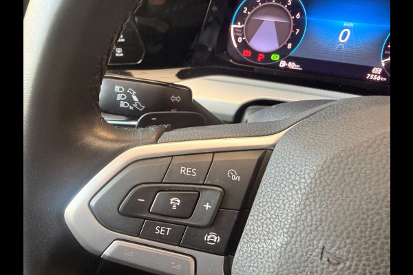Volkswagen Golf 1.0 eTSI Move IQ Drive Virtuall ACC Carplay Sfeer Stoel/stuurverw