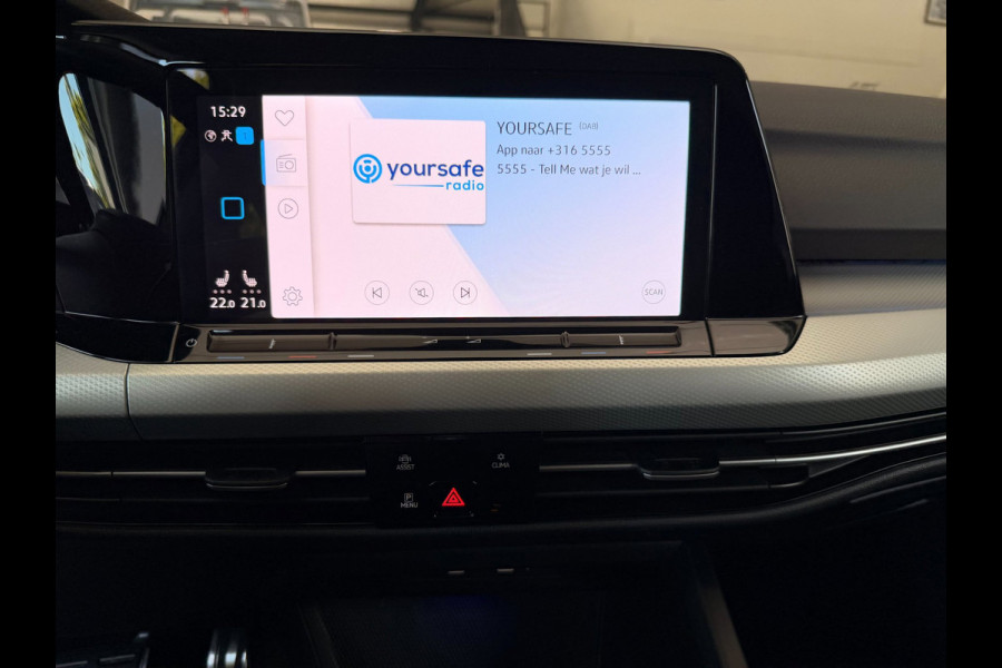Volkswagen Golf 1.0 eTSI Move IQ Drive Virtuall ACC Carplay Sfeer Stoel/stuurverw