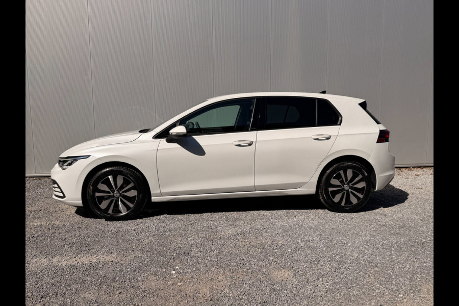 Volkswagen Golf 1.0 eTSI Move IQ Drive Virtuall ACC Carplay Sfeer Stoel/stuurverw