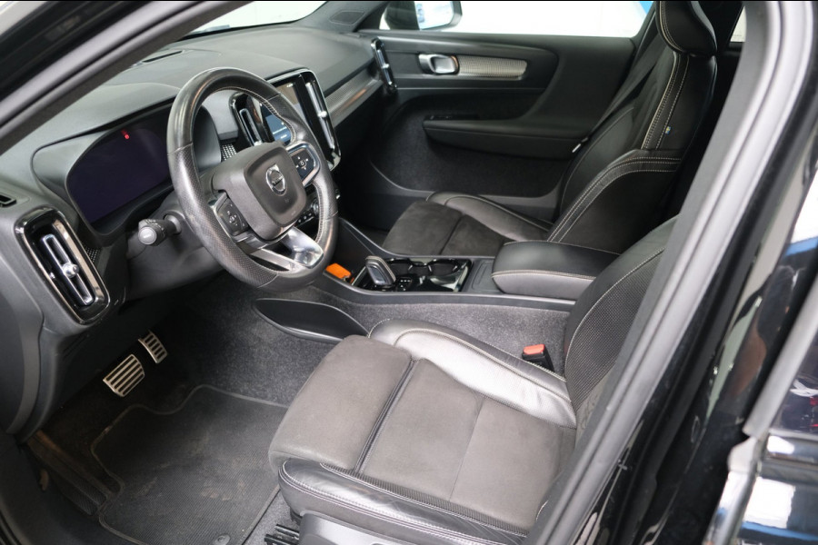 Volvo XC40 Recharge P8 AWD R-Design > €16750,- Netto Export <