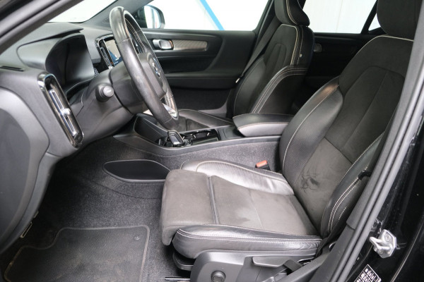 Volvo XC40 Recharge P8 AWD R-Design > €16750,- Netto Export <