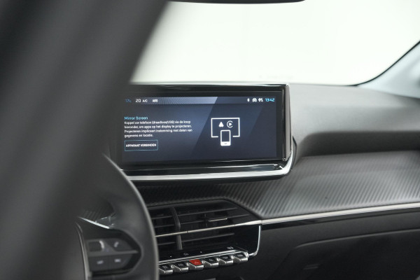 Peugeot 208 PureTech 100 Allure | Gris Selenium | Apple Carplay | Parkeersensoren | Climate Control