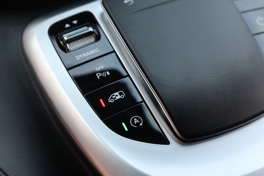 Mercedes-Benz V-Klasse 300d DC | AMG | 4-Matic | 360 Camera | Stoelventilatie | CarPlay | Navigatie | Lederen bekleding | Elek schuifdeuren | LED koplampen | Elek achterklep | DAB | V300 | V300d | Nieuwe APK | Dealer onderhouden