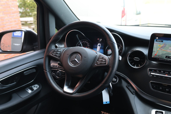 Mercedes-Benz V-Klasse 300d DC | AMG | 4-Matic | 360 Camera | Stoelventilatie | CarPlay | Navigatie | Lederen bekleding | Elek schuifdeuren | LED koplampen | Elek achterklep | DAB | V300 | V300d | Nieuwe APK | Dealer onderhouden