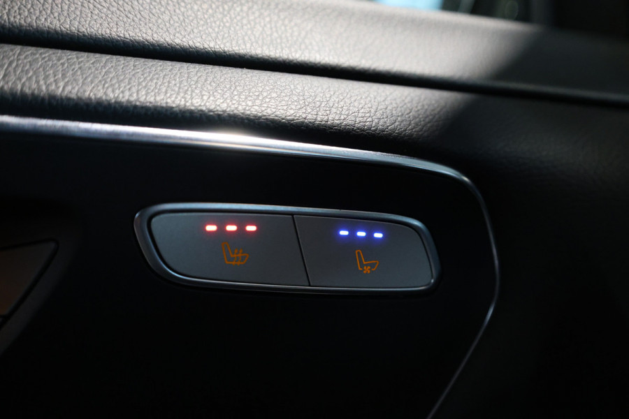 Mercedes-Benz V-Klasse 300d DC | AMG | 4-Matic | 360 Camera | Stoelventilatie | CarPlay | Navigatie | Lederen bekleding | Elek schuifdeuren | LED koplampen | Elek achterklep | DAB | V300 | V300d | Nieuwe APK | Dealer onderhouden