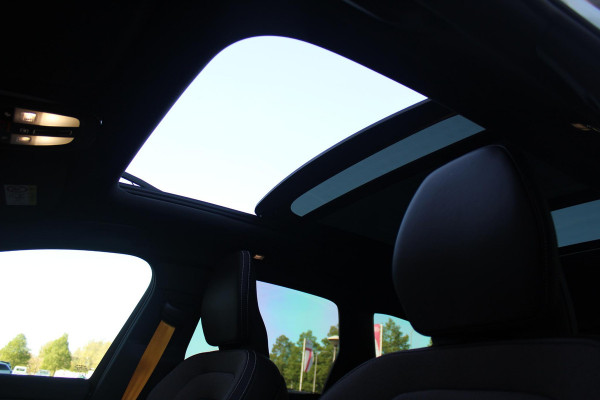 Volvo XC60 2.0 T8 Plug-in-hybrid AWD POLESTAR ENGINEERED | PANORAMA SCHUIF/KANTEL DAK | BOWERS & WILKINS PREMIUM SOUND SYSTEM | ELEKTRISCH WEGKLAPBARE TREKHAAK | 360° SURROUND VIEW CAMERA'S | STOEL/STUUR VERWARMING | ELEKTRISCH BEDIENBARE VOORSTOELEN MET GEHEUGEN OP BEIDE VOORSTOELEN | ACHTERBANK VERWARMING | STOEL/STUUR VERWARMING | HEAD UP DISPLAY | NAVIGATIE BY GOOGLE | 21" 5-Y SPAAKS GESMEDEN DIAMOND CUT/BLACK GEPOLIJSTE VELGEN | WIELKAST VERBREDERS |POLESTAR GOUDKLEURIGE ÖHLINS SCHOKDEMPERS | AKEBONO 20" PERFORMANCE REMMEN | POLESTAR VEERPOOTBRUG | APPLE CARPLAY/ANDROID AUTO