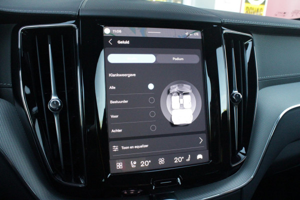 Volvo XC60 2.0 T8 Plug-in-hybrid AWD POLESTAR ENGINEERED | PANORAMA SCHUIF/KANTEL DAK | BOWERS & WILKINS PREMIUM SOUND SYSTEM | ELEKTRISCH WEGKLAPBARE TREKHAAK | 360° SURROUND VIEW CAMERA'S | STOEL/STUUR VERWARMING | ELEKTRISCH BEDIENBARE VOORSTOELEN MET GEHEUGEN OP BEIDE VOORSTOELEN | ACHTERBANK VERWARMING | STOEL/STUUR VERWARMING | HEAD UP DISPLAY | NAVIGATIE BY GOOGLE | 21" 5-Y SPAAKS GESMEDEN DIAMOND CUT/BLACK GEPOLIJSTE VELGEN | WIELKAST VERBREDERS |POLESTAR GOUDKLEURIGE ÖHLINS SCHOKDEMPERS | AKEBONO 20" PERFORMANCE REMMEN | POLESTAR VEERPOOTBRUG | APPLE CARPLAY/ANDROID AUTO