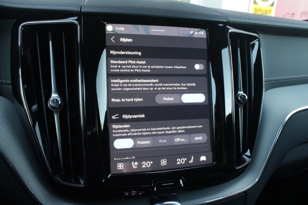 Volvo XC60 2.0 T8 Plug-in-hybrid AWD POLESTAR ENGINEERED | PANORAMA SCHUIF/KANTEL DAK | BOWERS & WILKINS PREMIUM SOUND SYSTEM | ELEKTRISCH WEGKLAPBARE TREKHAAK | 360° SURROUND VIEW CAMERA'S | STOEL/STUUR VERWARMING | ELEKTRISCH BEDIENBARE VOORSTOELEN MET GEHEUGEN OP BEIDE VOORSTOELEN | ACHTERBANK VERWARMING | STOEL/STUUR VERWARMING | HEAD UP DISPLAY | NAVIGATIE BY GOOGLE | 21" 5-Y SPAAKS GESMEDEN DIAMOND CUT/BLACK GEPOLIJSTE VELGEN | WIELKAST VERBREDERS |POLESTAR GOUDKLEURIGE ÖHLINS SCHOKDEMPERS | AKEBONO 20" PERFORMANCE REMMEN | POLESTAR VEERPOOTBRUG | APPLE CARPLAY/ANDROID AUTO