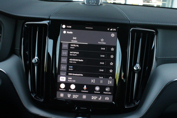 Volvo XC60 2.0 T8 Plug-in-hybrid AWD POLESTAR ENGINEERED | PANORAMA SCHUIF/KANTEL DAK | BOWERS & WILKINS PREMIUM SOUND SYSTEM | ELEKTRISCH WEGKLAPBARE TREKHAAK | 360° SURROUND VIEW CAMERA'S | STOEL/STUUR VERWARMING | ELEKTRISCH BEDIENBARE VOORSTOELEN MET GEHEUGEN OP BEIDE VOORSTOELEN | ACHTERBANK VERWARMING | STOEL/STUUR VERWARMING | HEAD UP DISPLAY | NAVIGATIE BY GOOGLE | 21" 5-Y SPAAKS GESMEDEN DIAMOND CUT/BLACK GEPOLIJSTE VELGEN | WIELKAST VERBREDERS |POLESTAR GOUDKLEURIGE ÖHLINS SCHOKDEMPERS | AKEBONO 20" PERFORMANCE REMMEN | POLESTAR VEERPOOTBRUG | APPLE CARPLAY/ANDROID AUTO
