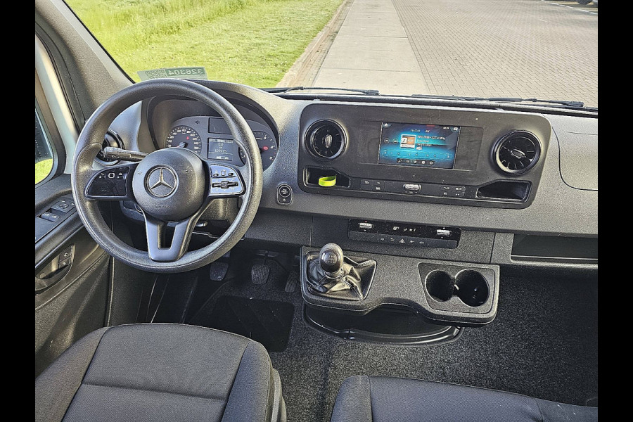 Mercedes-Benz Sprinter 315 L4H2 RWD XXL Airco Mbux Camera 3 Zits Euro6 150 PK!