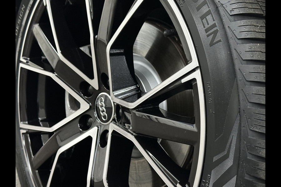 Audi Q3 45 TFSI e 245PK Hybrid | 96% SOH | Cruise Contol | Getint Glas | Dodehoek | Carplay | Navi | Chronos Grau | Side Assist |  30dkm! | 2022 | Rijklaarprijs incl. 12 mnd. Bovag Garantie.