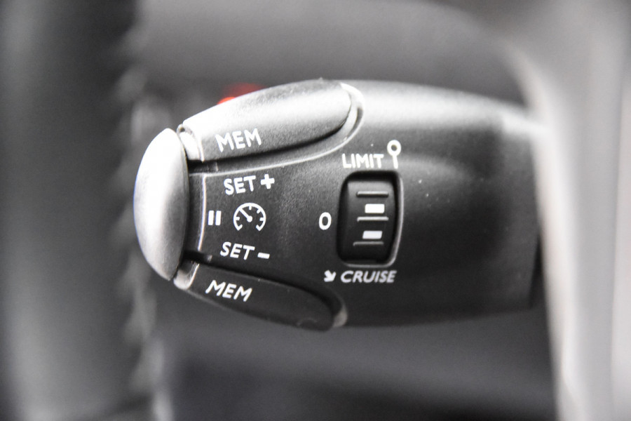 Peugeot 208 Active *1ste Eigenaar*Navigatie*DAB*Carplay*