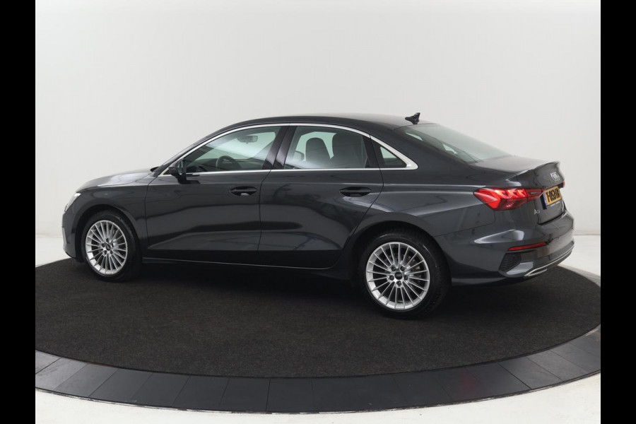 Audi A3 30 TFSI Advanced edition | Sportstoelen | Carplay | Virtual Cockpit | Climate control | Full LED | Navigatie | Cruise control | Parkeerhulp | Bluetooth