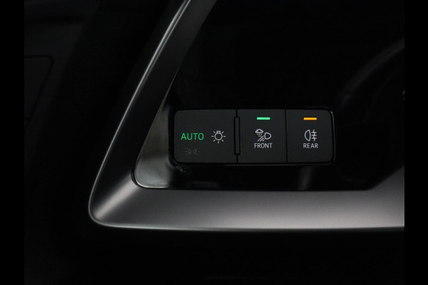 Audi A3 30 TFSI Advanced edition | Sportstoelen | Carplay | Virtual Cockpit | Climate control | Full LED | Navigatie | Cruise control | Parkeerhulp | Bluetooth
