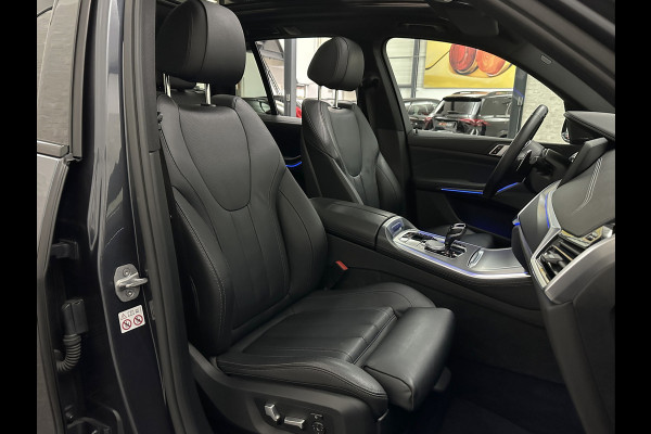 BMW X5 xDrive40i M-Sport | Panorama | 360 Camera | ACC | Laser-LED | Head-Up | Harman-Kardon | Trekhaak | Keyless-Entry | 22 inch | Memory | Leder | Carplay | Dealer Onderhouden | ISO-Glas | Sfeerverlichting | Draadloos Laden |