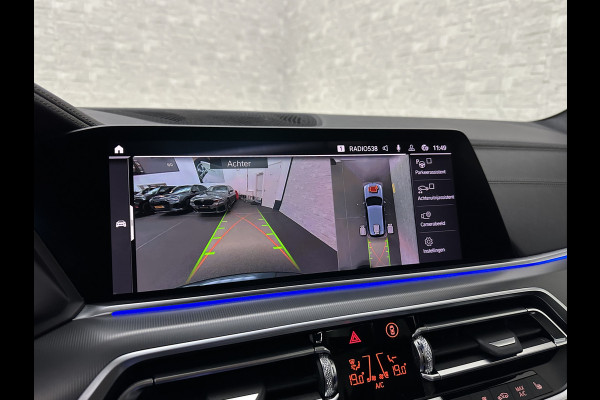 BMW X5 xDrive40i M-Sport | Panorama | 360 Camera | ACC | Laser-LED | Head-Up | Harman-Kardon | Trekhaak | Keyless-Entry | 22 inch | Memory | Leder | Carplay | Dealer Onderhouden | ISO-Glas | Sfeerverlichting | Draadloos Laden |