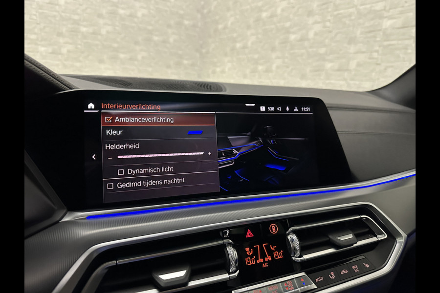 BMW X5 xDrive40i M-Sport | Panorama | 360 Camera | ACC | Laser-LED | Head-Up | Harman-Kardon | Trekhaak | Keyless-Entry | 22 inch | Memory | Leder | Carplay | Dealer Onderhouden | ISO-Glas | Sfeerverlichting | Draadloos Laden |