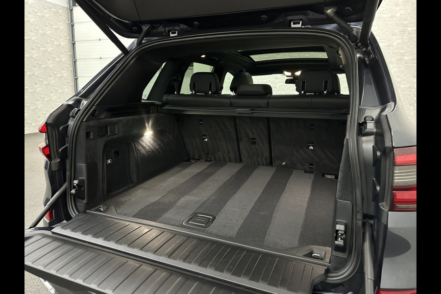 BMW X5 xDrive40i M-Sport | Panorama | 360 Camera | ACC | Laser-LED | Head-Up | Harman-Kardon | Trekhaak | Keyless-Entry | 22 inch | Memory | Leder | Carplay | Dealer Onderhouden | ISO-Glas | Sfeerverlichting | Draadloos Laden |