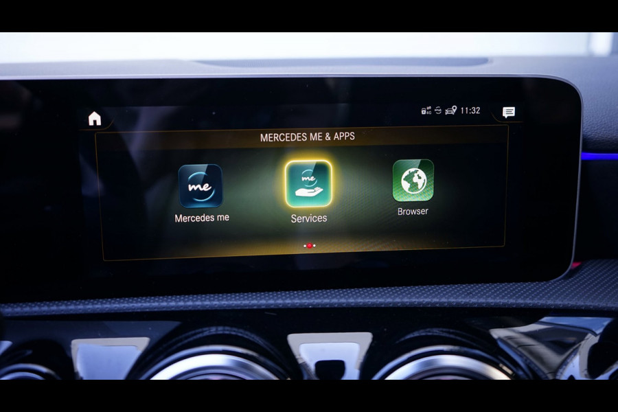 Mercedes-Benz A-Klasse 200 AMG AUTOMAAT-CLIMA-CRUISE-MBUX-NAVIGATIE-PANORAMA-STOELVERWARMING