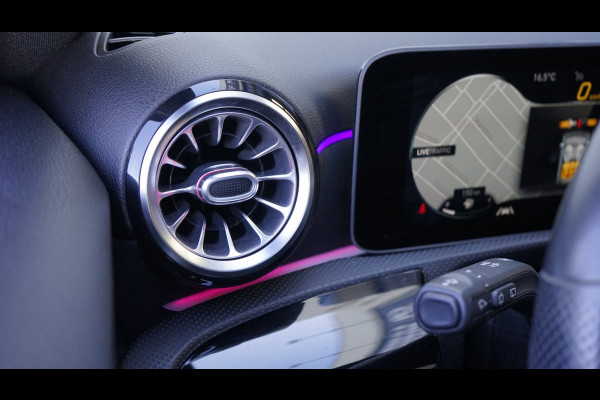 Mercedes-Benz A-Klasse 200 AMG AUTOMAAT-CLIMA-CRUISE-MBUX-NAVIGATIE-PANORAMA-STOELVERWARMING