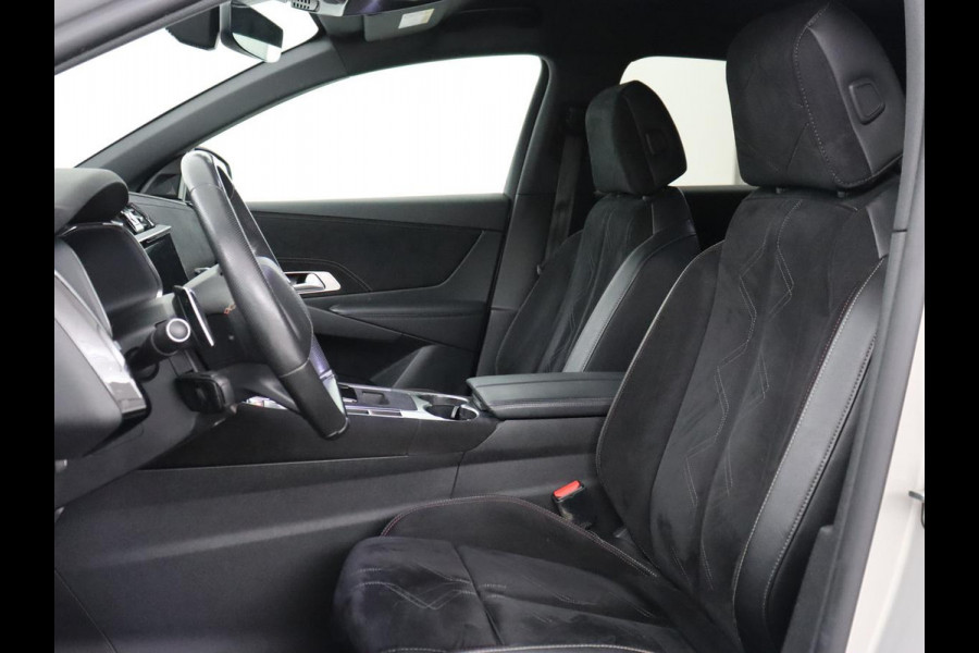 DS 7 Crossback E-Tense Black Line | SOH 94,5% | Alcantara | Trekhaak | Memory | Carplay | Navigatie | Camera | Digital Cockpit | Elektrische stoelen | Bluetooth | Full LED | PHEV | Plug In