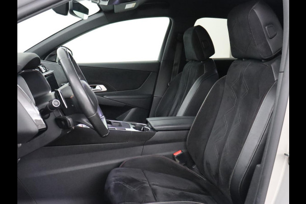 DS 7 Crossback E-Tense Black Line | SOH 94,5% | Alcantara | Trekhaak | Memory | Carplay | Navigatie | Camera | Digital Cockpit | Elektrische stoelen | Bluetooth | Full LED | PHEV | Plug In