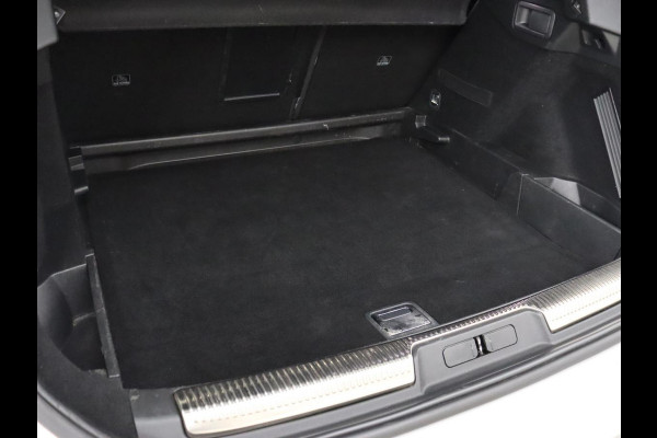 DS 7 Crossback E-Tense Black Line | SOH 94,5% | Alcantara | Trekhaak | Memory | Carplay | Navigatie | Camera | Digital Cockpit | Elektrische stoelen | Bluetooth | Full LED | PHEV | Plug In