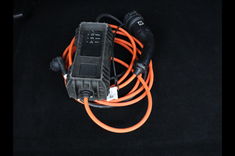 DS 7 Crossback E-Tense Black Line | SOH 94,5% | Alcantara | Trekhaak | Memory | Carplay | Navigatie | Camera | Digital Cockpit | Elektrische stoelen | Bluetooth | Full LED | PHEV | Plug In