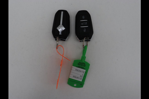 DS 7 Crossback E-Tense Black Line | SOH 94,5% | Alcantara | Trekhaak | Memory | Carplay | Navigatie | Camera | Digital Cockpit | Elektrische stoelen | Bluetooth | Full LED | PHEV | Plug In