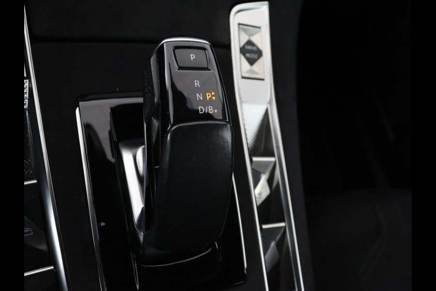 DS 7 Crossback E-Tense Black Line | SOH 94,5% | Alcantara | Trekhaak | Memory | Carplay | Navigatie | Camera | Digital Cockpit | Elektrische stoelen | Bluetooth | Full LED | PHEV | Plug In