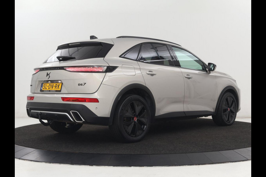 DS 7 Crossback E-Tense Black Line | SOH 94,5% | Alcantara | Trekhaak | Memory | Carplay | Navigatie | Camera | Digital Cockpit | Elektrische stoelen | Bluetooth | Full LED | PHEV | Plug In