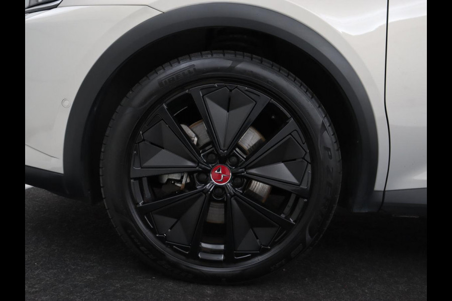 DS 7 Crossback E-Tense Black Line | SOH 94,5% | Alcantara | Trekhaak | Memory | Carplay | Navigatie | Camera | Digital Cockpit | Elektrische stoelen | Bluetooth | Full LED | PHEV | Plug In