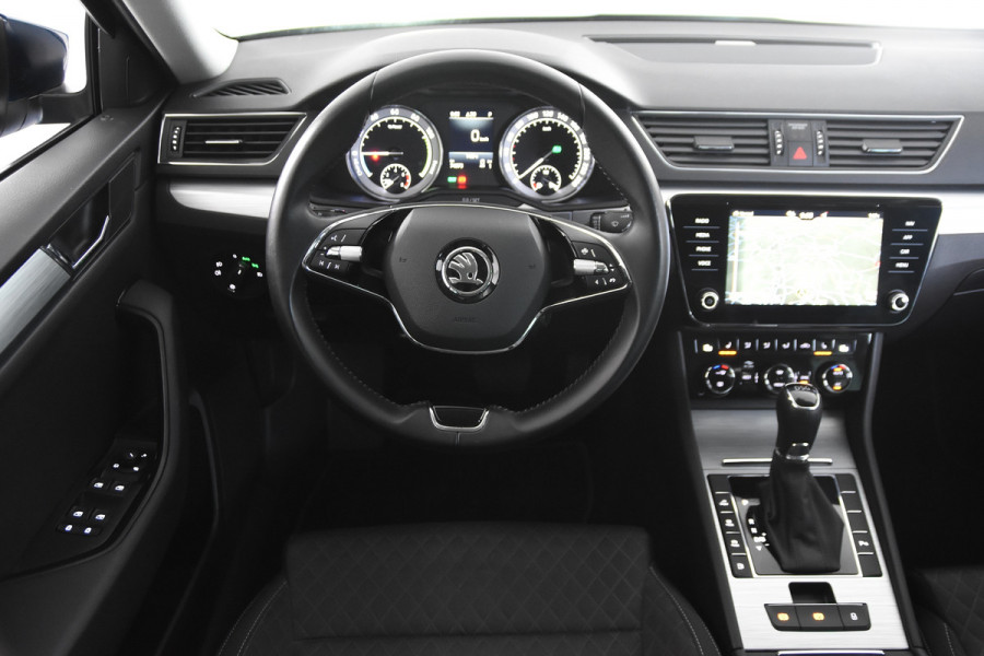 Škoda Superb Combi 1.4 TSI iV *1ste Eigenaar*Navigatie*Stoelverwarming*Camera*Carplay*