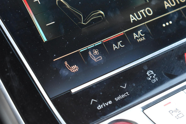 Audi Q7 4.0 TFSI SQ7 quattro Pano HUD Lane B&O 360Camera Trekhaak