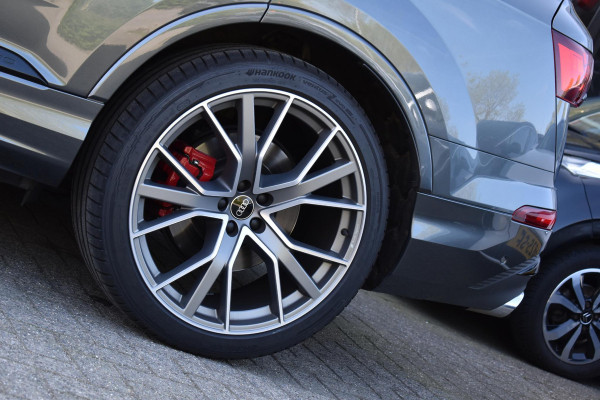 Audi Q7 4.0 TFSI SQ7 quattro Pano HUD Lane B&O 360Camera Trekhaak