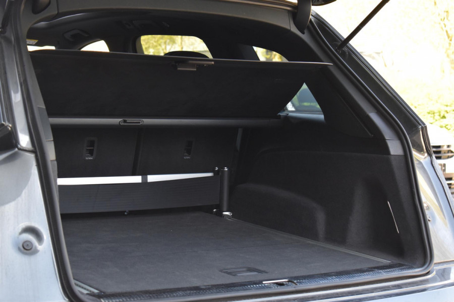 Audi Q7 4.0 TFSI SQ7 quattro Pano HUD Lane B&O 360Camera Trekhaak