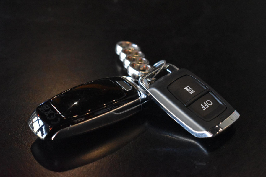 Audi Q7 4.0 TFSI SQ7 quattro Pano HUD Lane B&O 360Camera Trekhaak