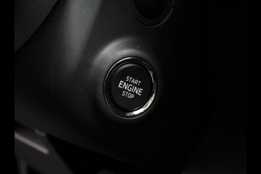 Škoda Karoq 1.5 TSI 150pk Automaat Selection Navigatie Apple Carplay/Android Auto Camera Parkeer sensoren Adaptive Cruise Control Lichtmetalen Velgen Digitale Cockpit