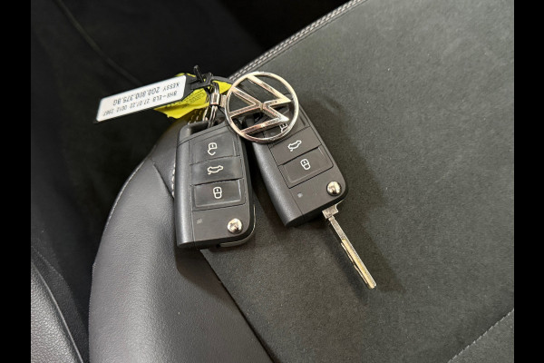 Volkswagen Taigo 1.5 TSI Style |150PK | Pano | Virtual | IQ-Drive | ArtVelours | Licht+Zicht | Rijassistent-pakket Plus | IQ-LED |