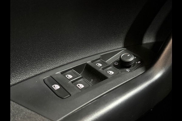 Volkswagen Taigo 1.5 TSI Style |150PK | Pano | Virtual | IQ-Drive | ArtVelours | Licht+Zicht | Rijassistent-pakket Plus | IQ-LED |