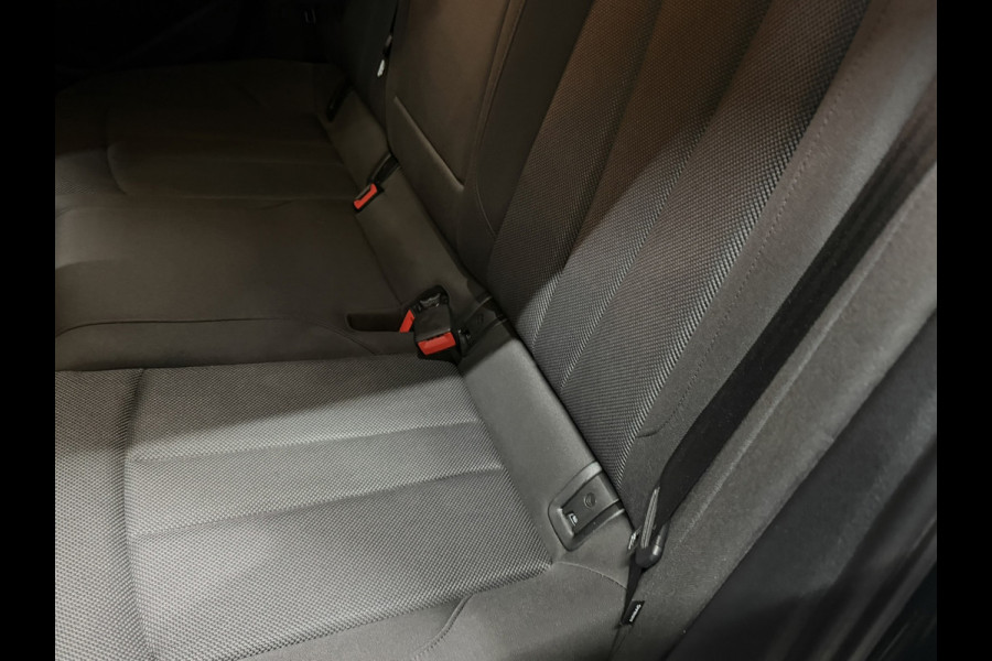 Audi A4 Avant 35 TFSI Advanced Garantie Pano Camera Elek Achterklep StoelVW Cruise Navi Clima Led Dab Keyless Rijklaar