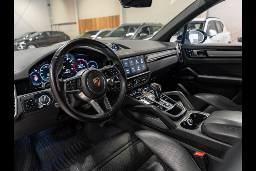 Porsche Cayenne 3.0 E-Hybrid, Pano, Apple Carplay, Leder, ACC, Memory. 21" Velgen, Camera, Volledig Onderhouden