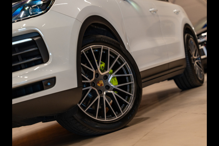 Porsche Cayenne 3.0 E-Hybrid, Pano, Apple Carplay, Leder, ACC, Memory. 21" Velgen, Camera, Volledig Onderhouden