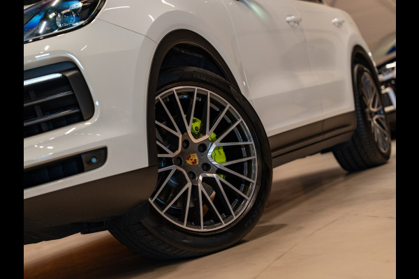 Porsche Cayenne 3.0 E-Hybrid, Pano, Apple Carplay, Leder, ACC, Memory. 21" Velgen, Camera, Volledig Onderhouden