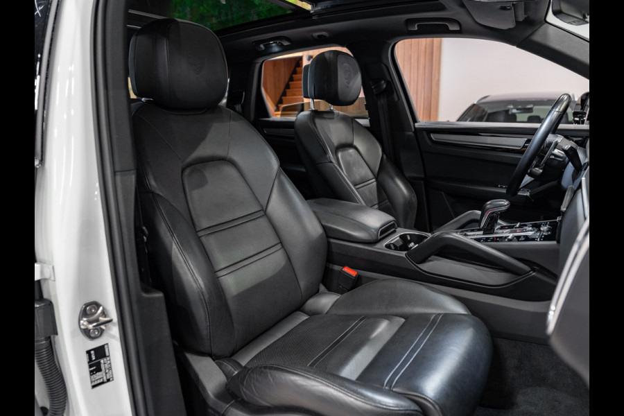 Porsche Cayenne 3.0 E-Hybrid, Pano, Apple Carplay, Leder, ACC, Memory. 21" Velgen, Camera, Volledig Onderhouden