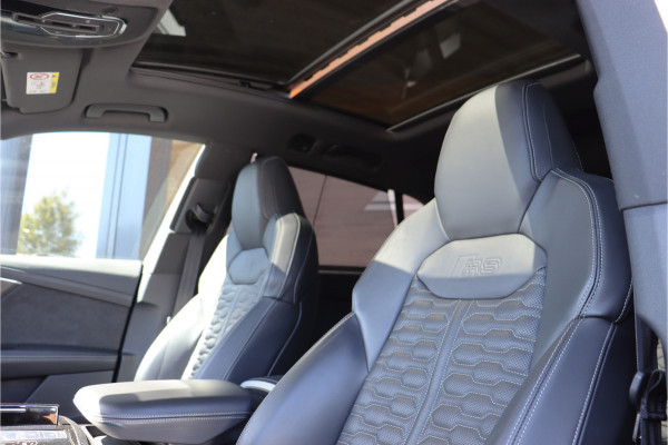 Audi RS Q8 4.0 Quattro **Ceramic/Dynamic plus/4WS/Night/ACC/360/HUD**