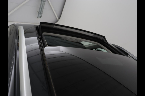 Volkswagen Tiguan 1.4 TSI eHybrid Elegance Exclusive | SOH 93,8% | Panoramadak | Leder | Stoelverwarming | 360 Camera | Adaptive cruise | Virtual Cockpit | Carplay | Park Assist | Keyless | Navigatie | PHEV | Plug In